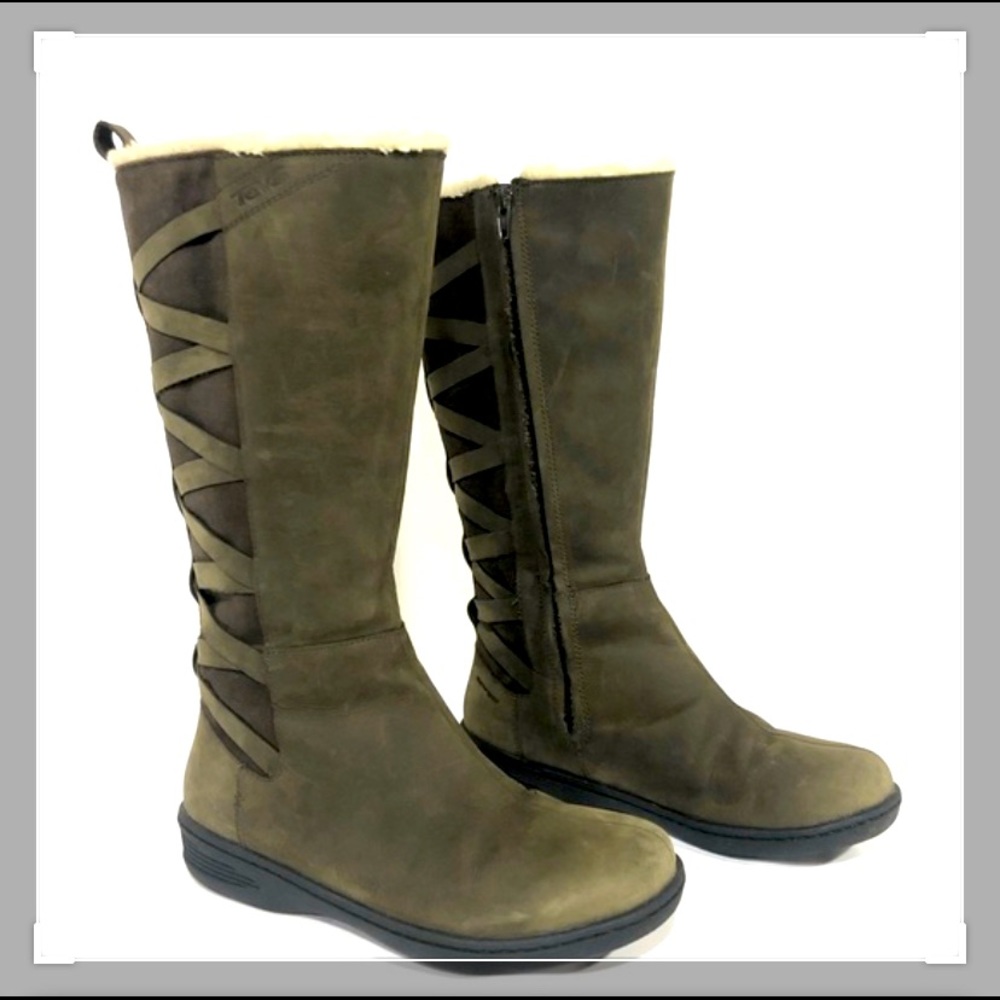 TEVA Mid-Calf  Suede Waterproof Winter Boots